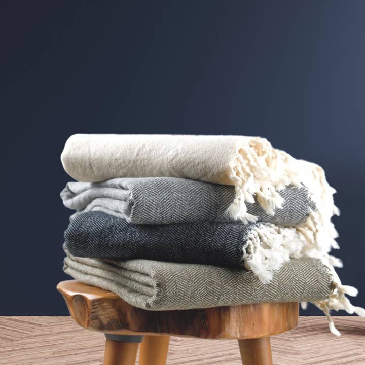 Edit Ø1C - Pure Pashmina Classic Throw Series for wholesale by Bedlam