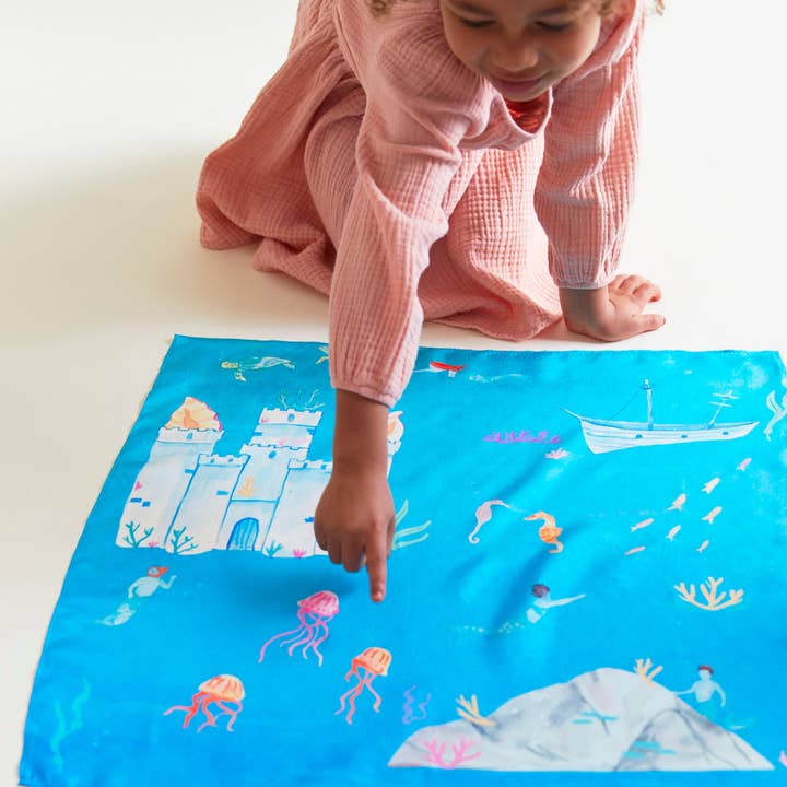 Sarah’s Silks - Venta al por mayor Conjunto de juguetes - Niños - Mapa de juego Under the Sea, juguete Montessori para contar cuentos