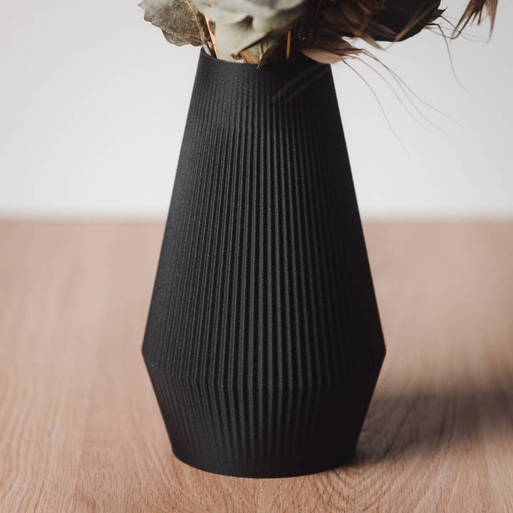 Copo Design - Wholesale Vase - Dried flowers Vase - Wood based and plastic free - Lila1