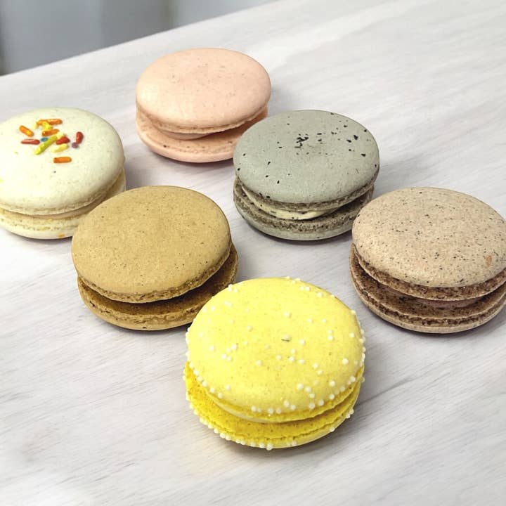macaron centrale - Wholesale Cookie - 6-Pack All Natural Vegan Macaron Gift Set – Private Label 2