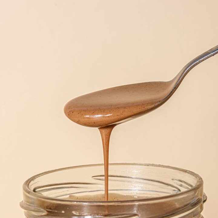 AZADA – Engroshandel Varm fudge – Jævn hasselnøddecreme1