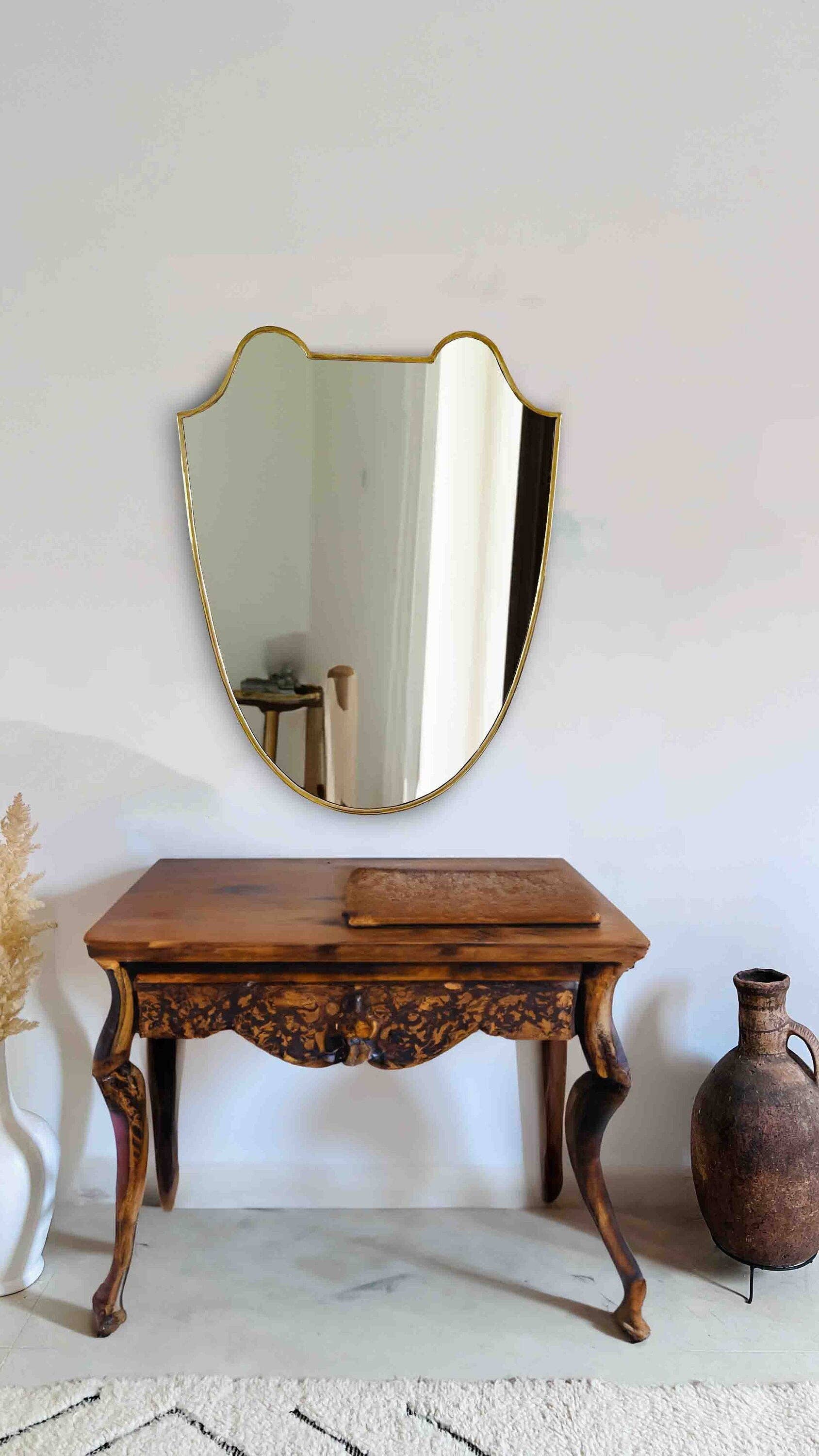 Palmeraies - Wholesale Wall Mirror - Antique Brass Italian Shield Wall Mirror - Luxurious Bathroom Mirror2