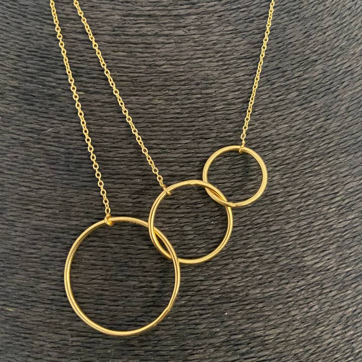 SALERNO halsband pläterat i guld - Design med karaktär för wholesale av LA MAR