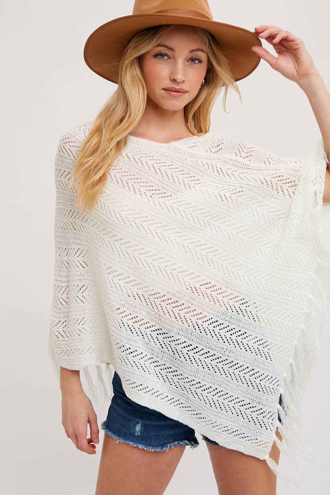 Bluivy – wholesale Poncho – Women's – OPEN-KNIT FRINGE PONCHO0