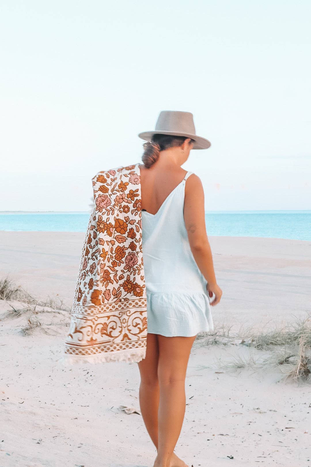 Sunni Scenes - Wholesale Area Rug - Posie - Picnic Beach Throw Rug - XL7