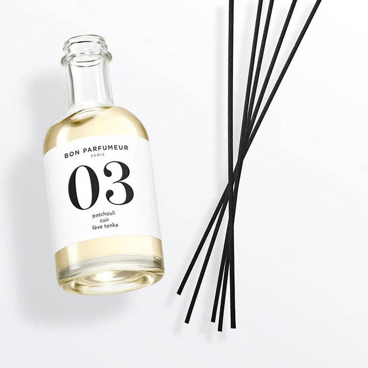 Parfum d'ambiance 03 - Fève tonka en cuir patchouli pour la vente par Bon Parfumeur