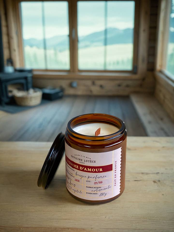 Duftkerze Liebesapfel - 200g für den Großhandel von Officine Lutèce