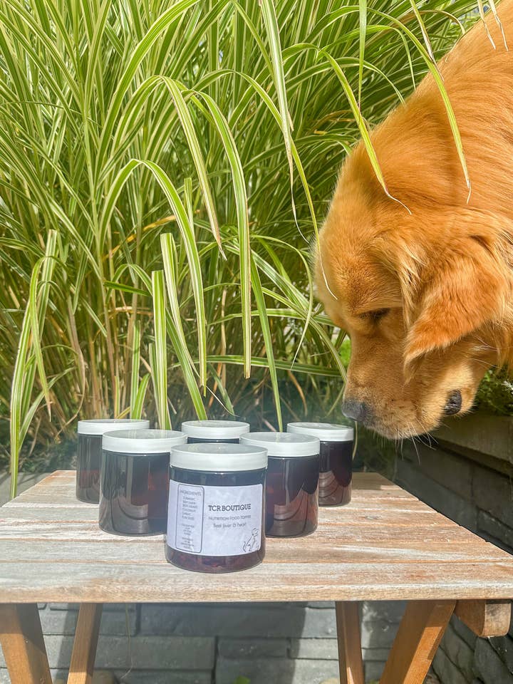 Topper pour nourriture pour chien pour la vente par TCR Boutique