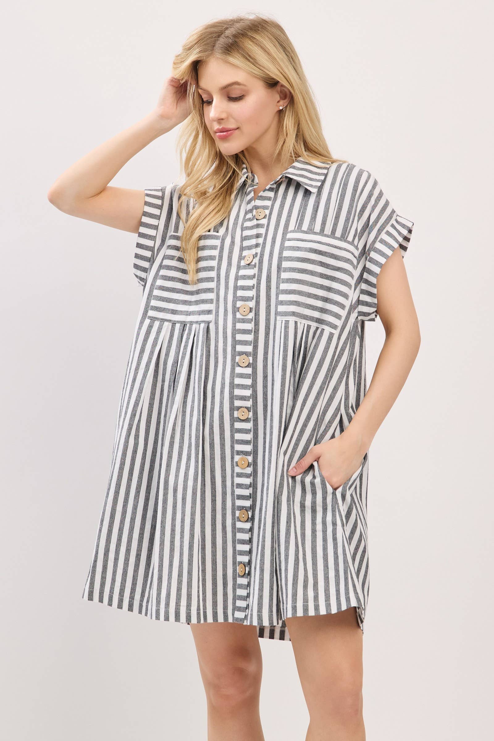 Sewn and Seen - Vente Robe – femme - ROBE TUNIQUE À RAYURES EN COTON AVEC BOUTONS28