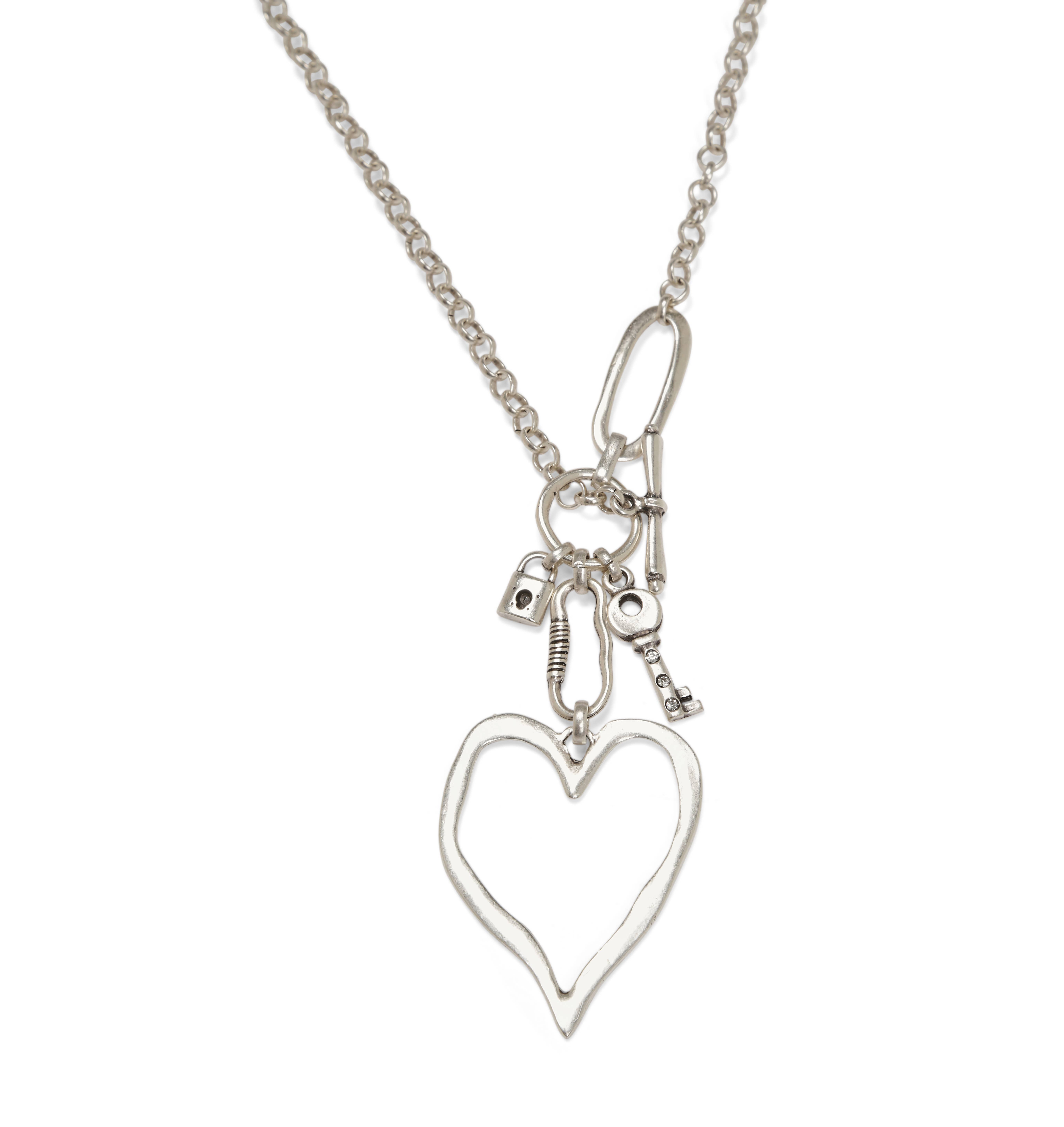 Chanour - Wholesale Pendant/Charm Necklace - Handmade Big Heart Pewter Necklace - NN35531