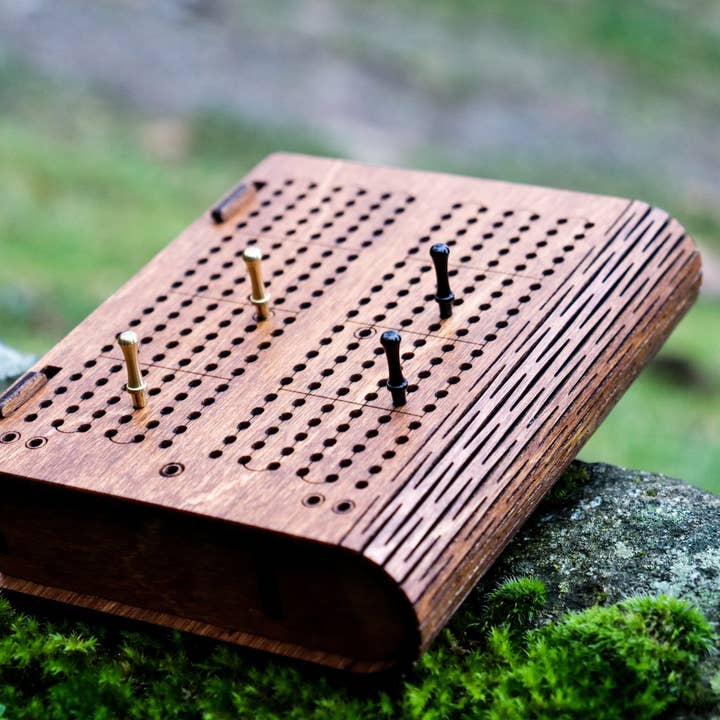 Travel Cribbage Board with Living Hinge for wholesale by MIY Olympia