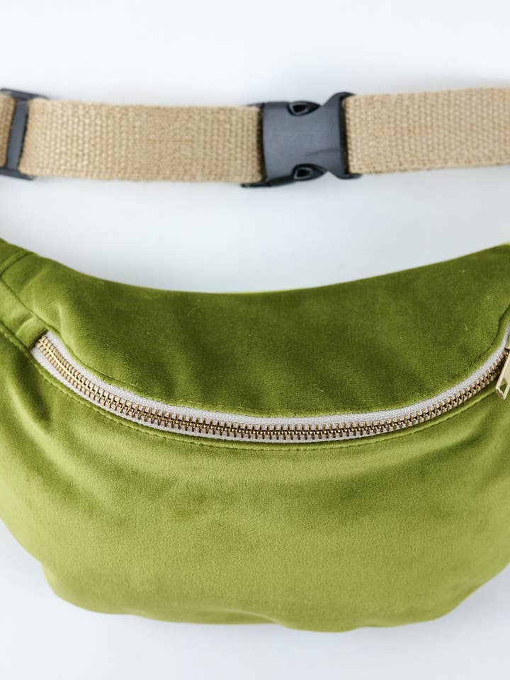 Banana - Green for wholesale by Ateliermhoon