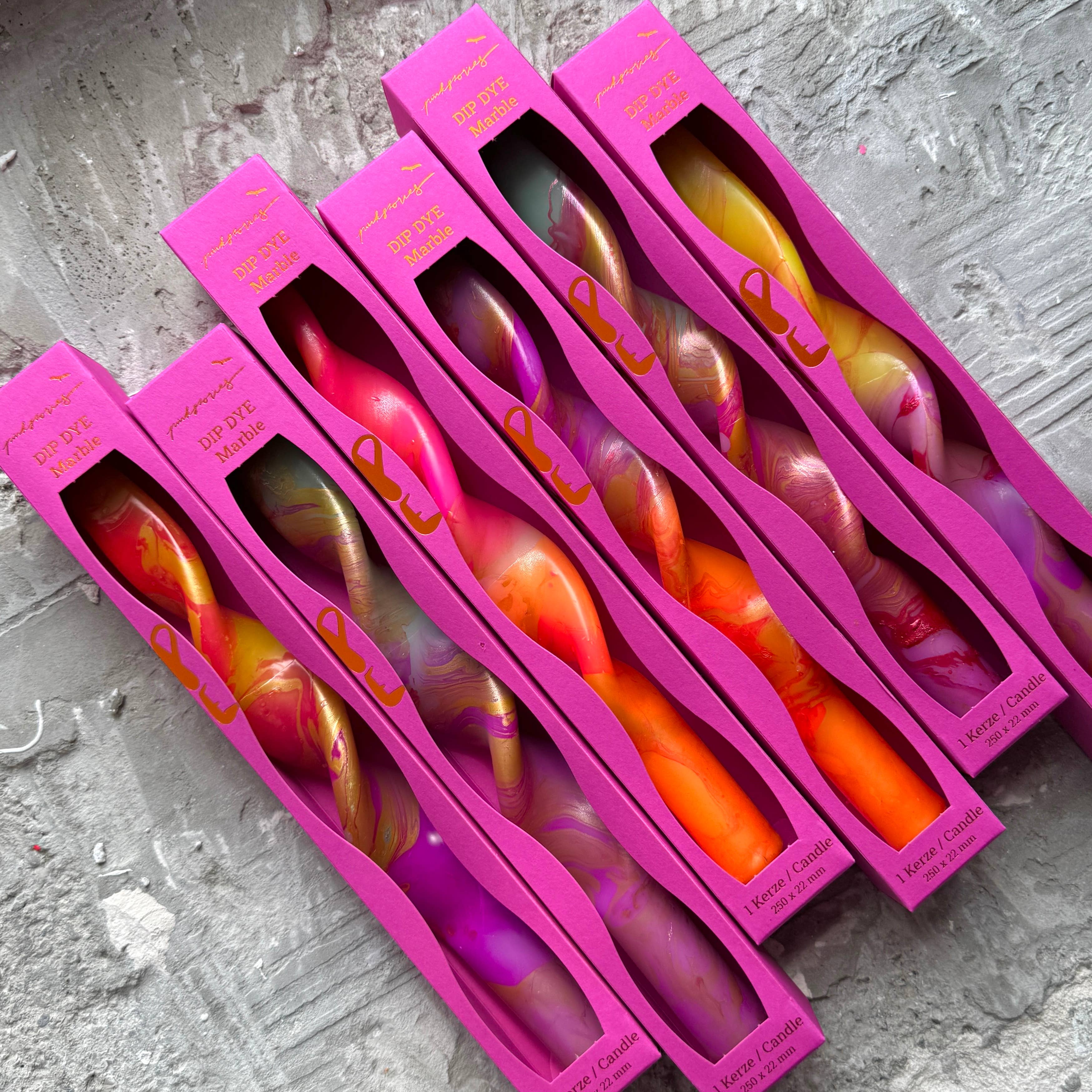 Pink Stories - Venta al por mayor Velas cónicas/candeleros - Vela de cena retorcida con marmoleado teñido a mano Dip Dye Marble * Juicy Hurricane5