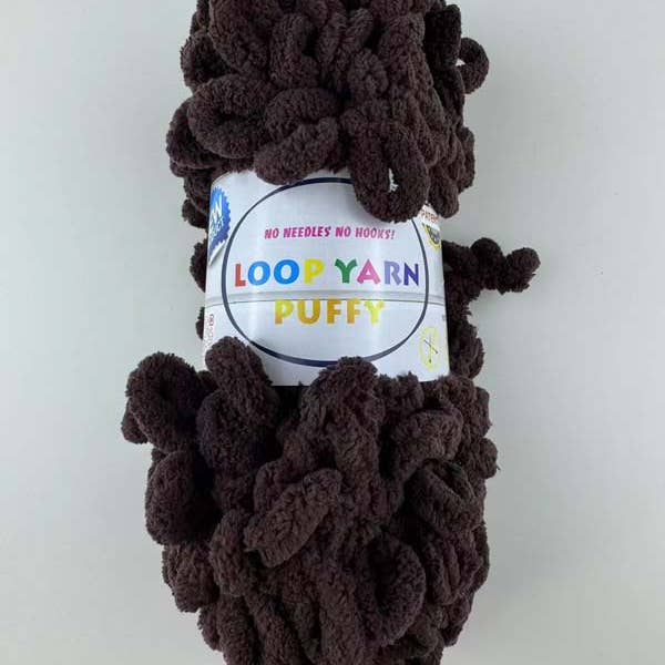 UNISHE – wholesale Yarn – Khaki Soft Warm Fluffy Loop Chunky Yarn for DIY Crafting1