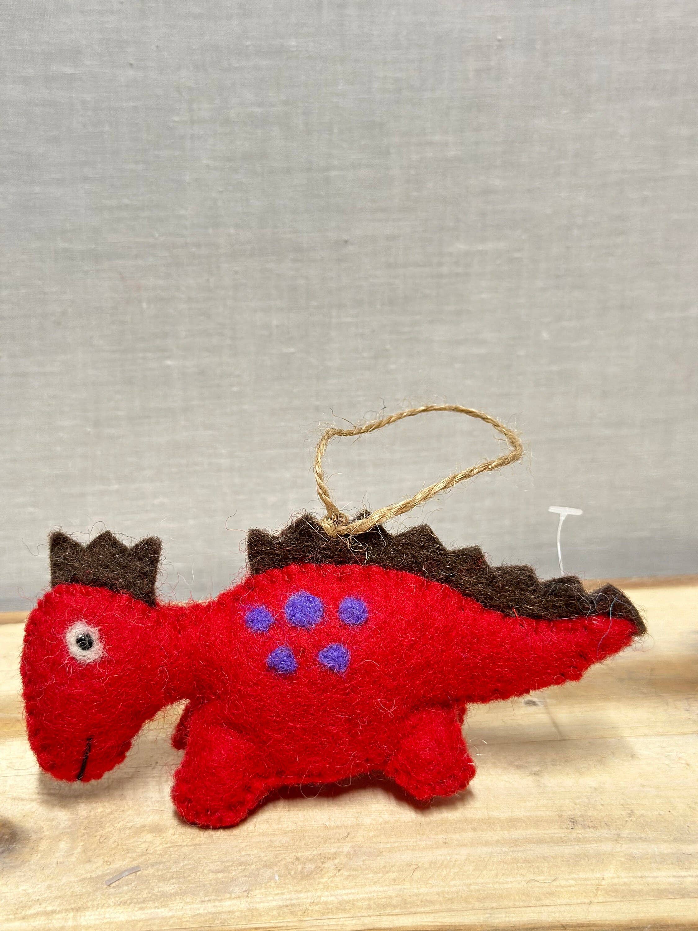 Funky Yak Ltd - Vendita all'ingrosso Decorazione - Dinosauri in feltro di lana fatti a mano con corda di juta, Nepal8