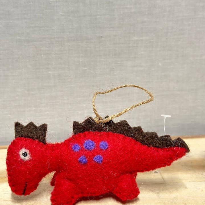 Funky Yak Ltd - Vendita all'ingrosso Decorazione - Dinosauri in feltro di lana fatti a mano con corda di juta, Nepal8