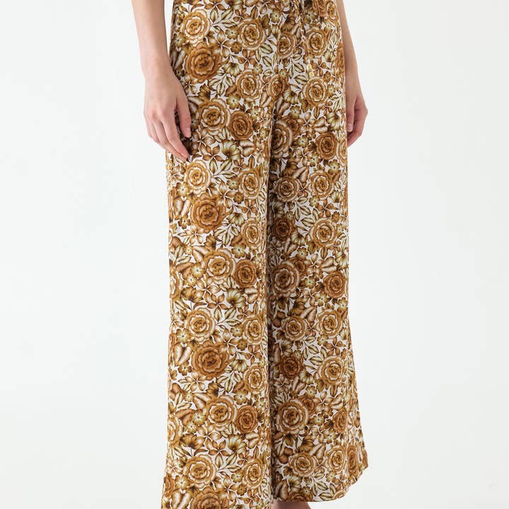 Rosalia Linen Straight Leg Pants and other Purchase Wholesale kindling. Free Returns & Net 60 Terms on Faire trending on Faire.