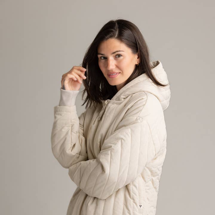 Women's Vela Full Zip vertical Quilt Jacket and other Purchase Wholesale livres de fromages. Free Returns & Net 60 Terms on Faire trending on Faire.