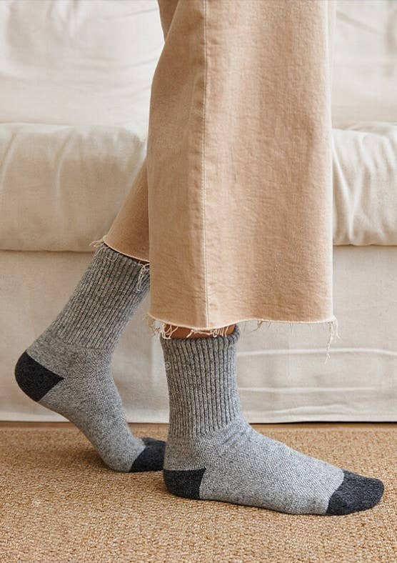 Mongulai – Engroshandel Strømper - Unisex – Grå sokker i yakuld2