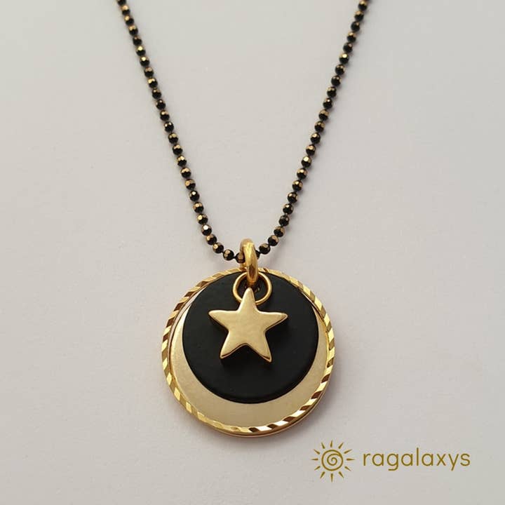 Aldebaran Star pendant - faceted chain, jewelry box. for wholesale by Ragalaxys