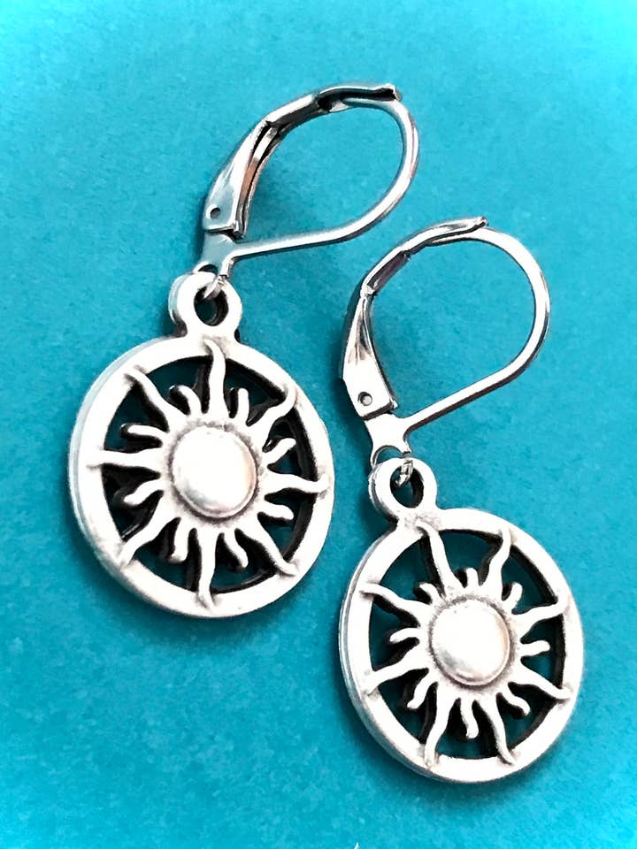 Orecchini Sole in Argento per la vendita all'ingrosso da parte di Dreamspirit