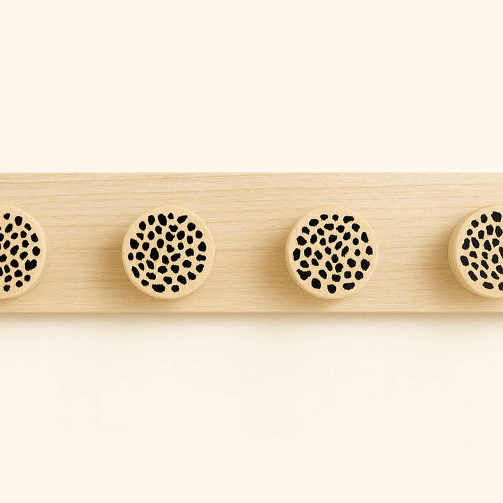 Atelier HM Design - Wholesale Wall Hook - Leopard motif wall hook, 20 inches, 4 wooden supports2