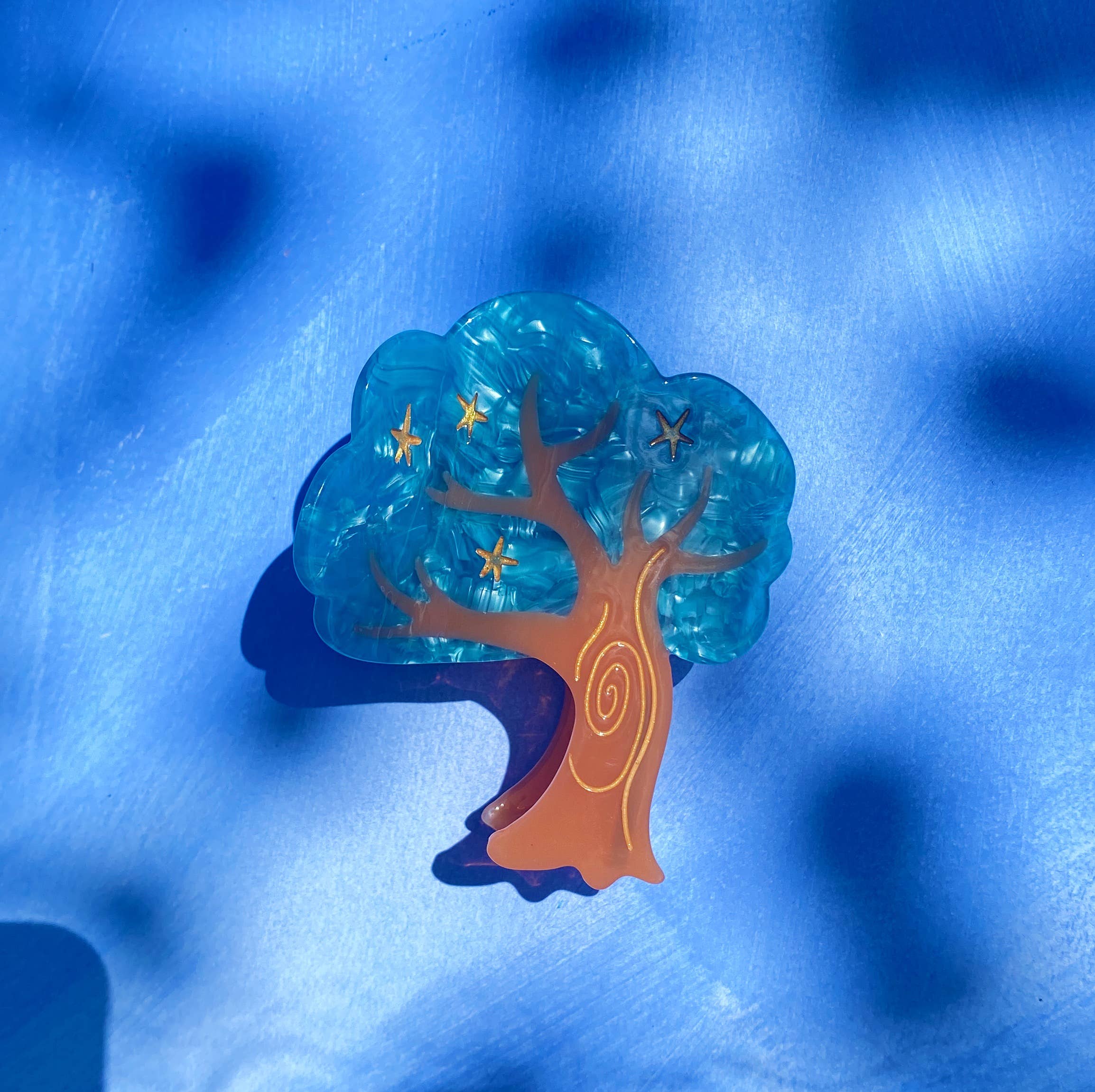 Lisa Junius - Wholesale Hair Clip - Women's - Magic Tree Hair Claw