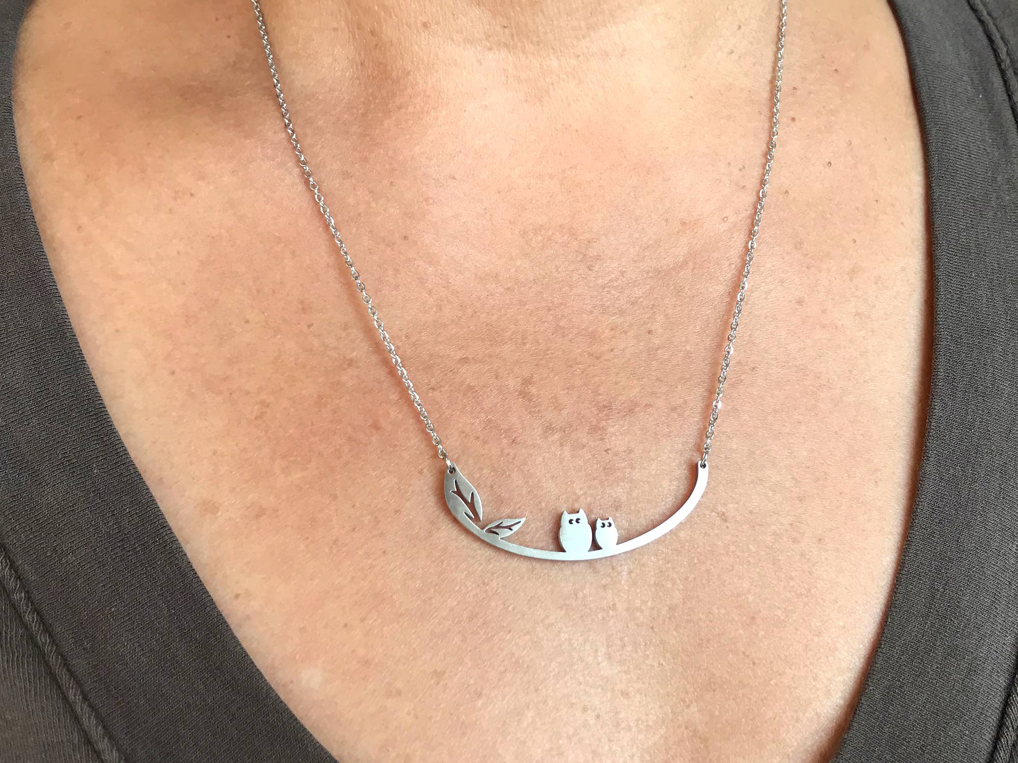 Close 2 UR Heart – wholesale Pendant/charm necklace – Owls Stainless Steel Necklace1