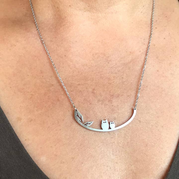 Close 2 UR Heart – wholesale Pendant/charm necklace – Owls Stainless Steel Necklace1