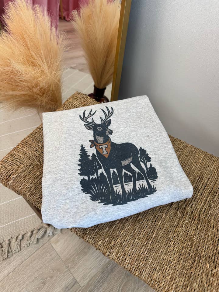 Vintage Buck TN Crewneck for wholesale by BTB Wholesale