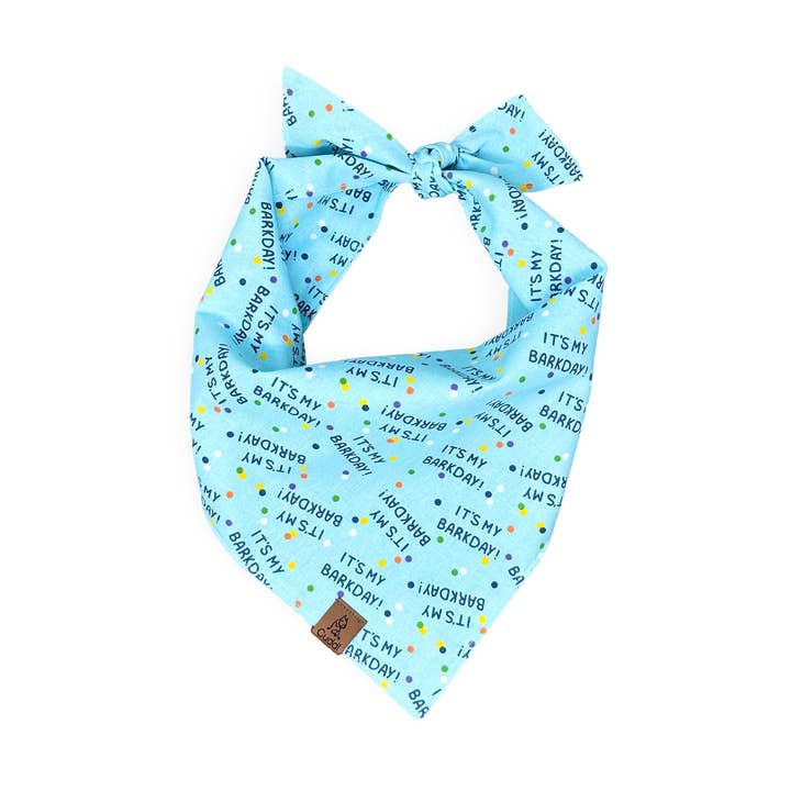 Bandana blu per cani Birthday per la vendita all'ingrosso da parte di Cuddl