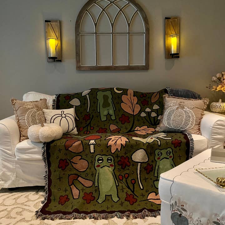 Frogblobs - Wholesale Throw Blanket - Autumn Frog Tapestry Blanket1