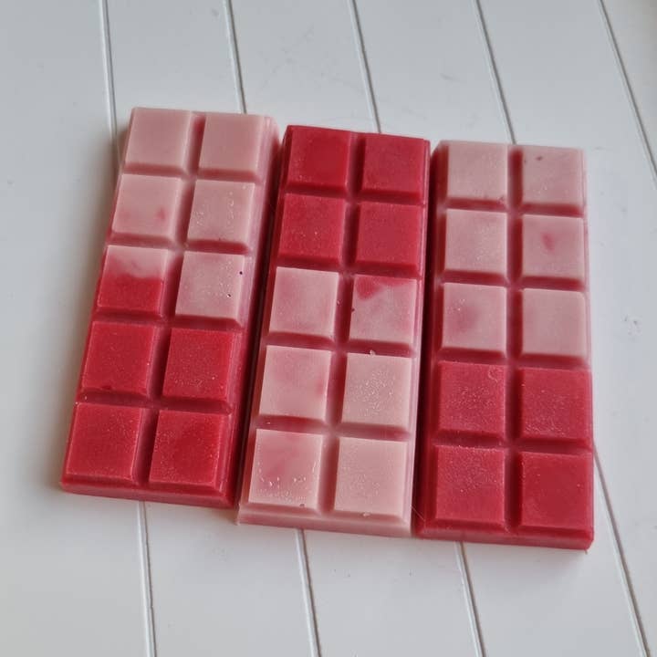 Bakewell Tart Snapbar for wholesale by Flossy & Sass