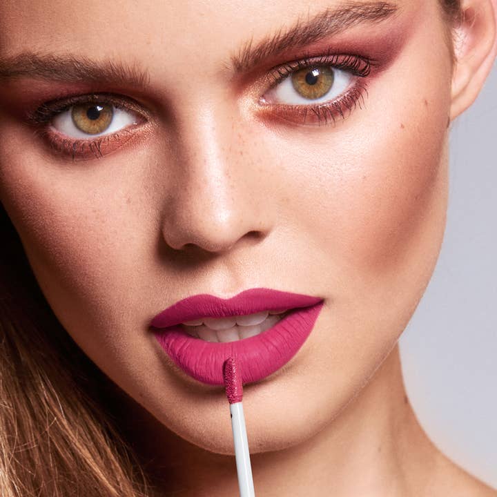 Dobner Kosmetik - Wholesale Lipstick - LIQUIDLIPS / MATTE Fluid Lipstick - 05 - Coral Pink2