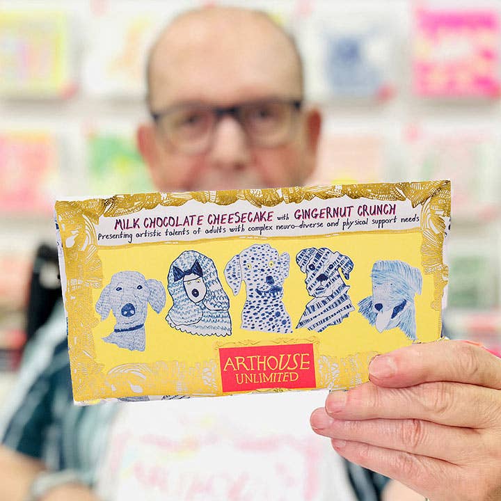 ARTHOUSE Unlimited – wholesale Chocolate bar – Blue Dogs, Milk Chocolate Cheesecake Bar With Gingernut Crun1