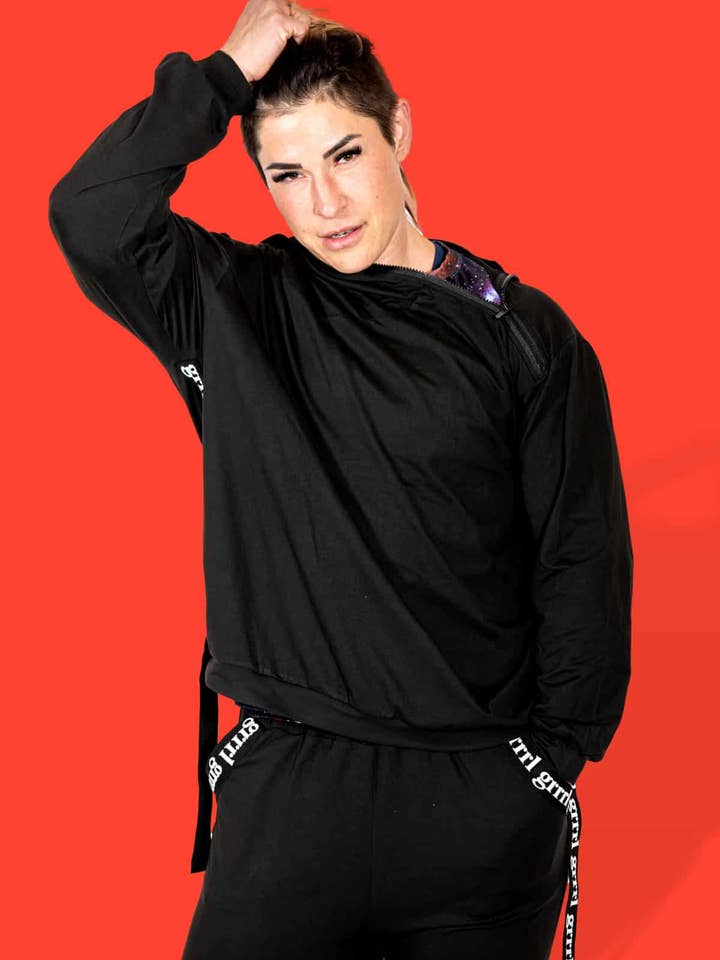 Veste de survêtement décontractée de marque GRRRL pour la vente par GRRRL