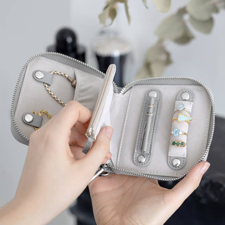 Stackers – Großhandel Schmuckschatulle/-Organizer – Kompakte Schmuckrolle, kieselgrau