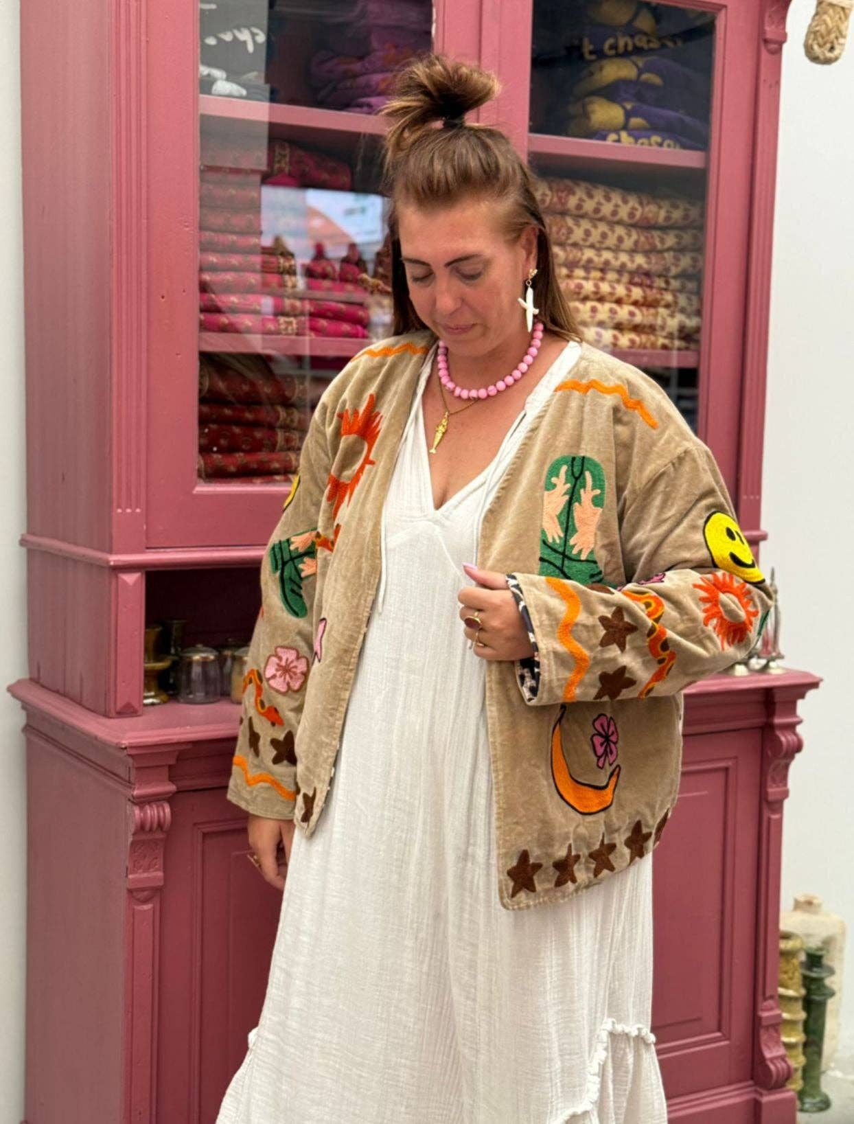 ToutVintage – Großhandel Jacke – Damen – Fluwelen Ella-Jacke mit Stickerei3