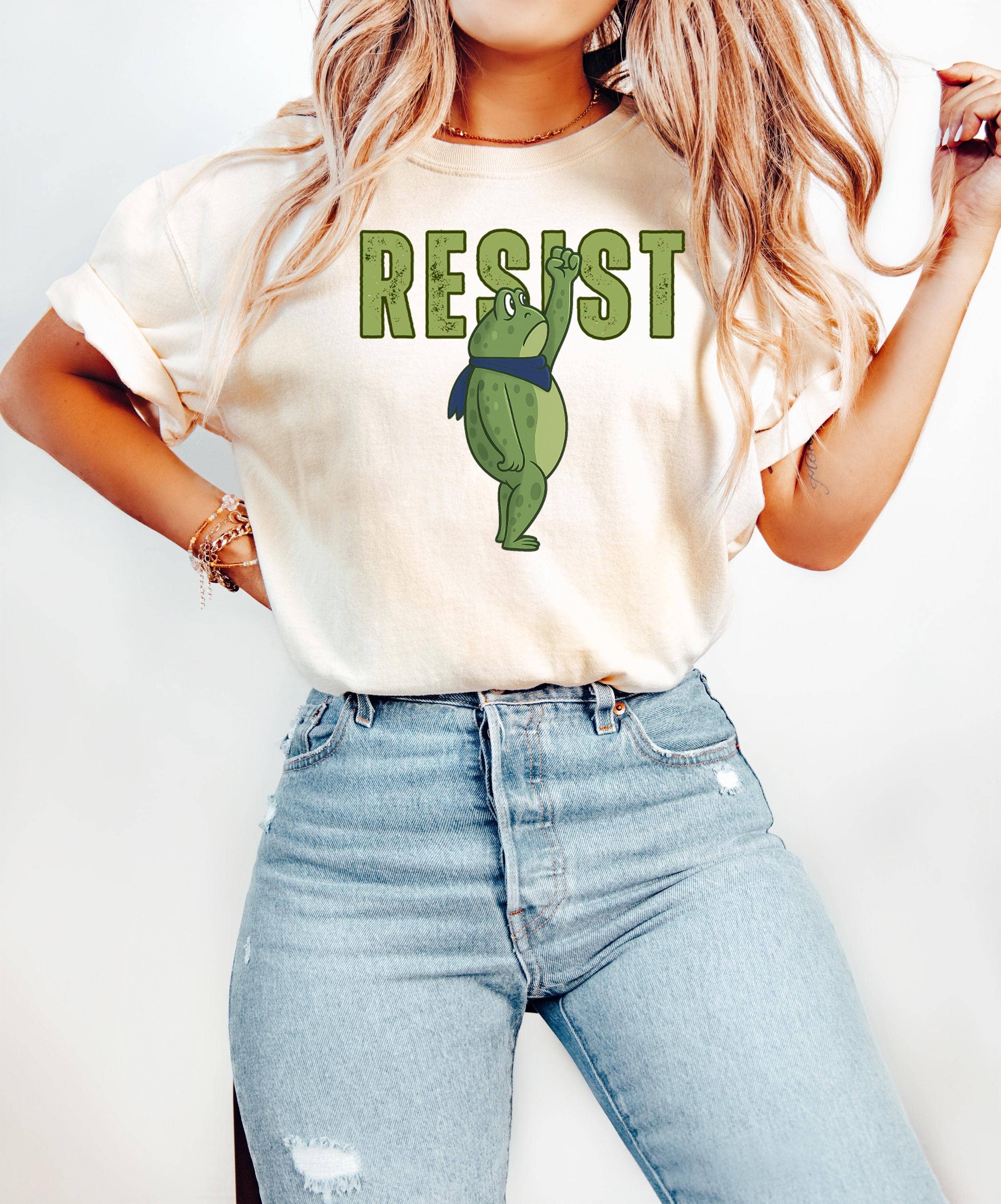 Glaime - Wholesale T-Shirt (Graphic) - Women's - Portland Frog Protest Resist Comfort Colors Shirt, Sweater1