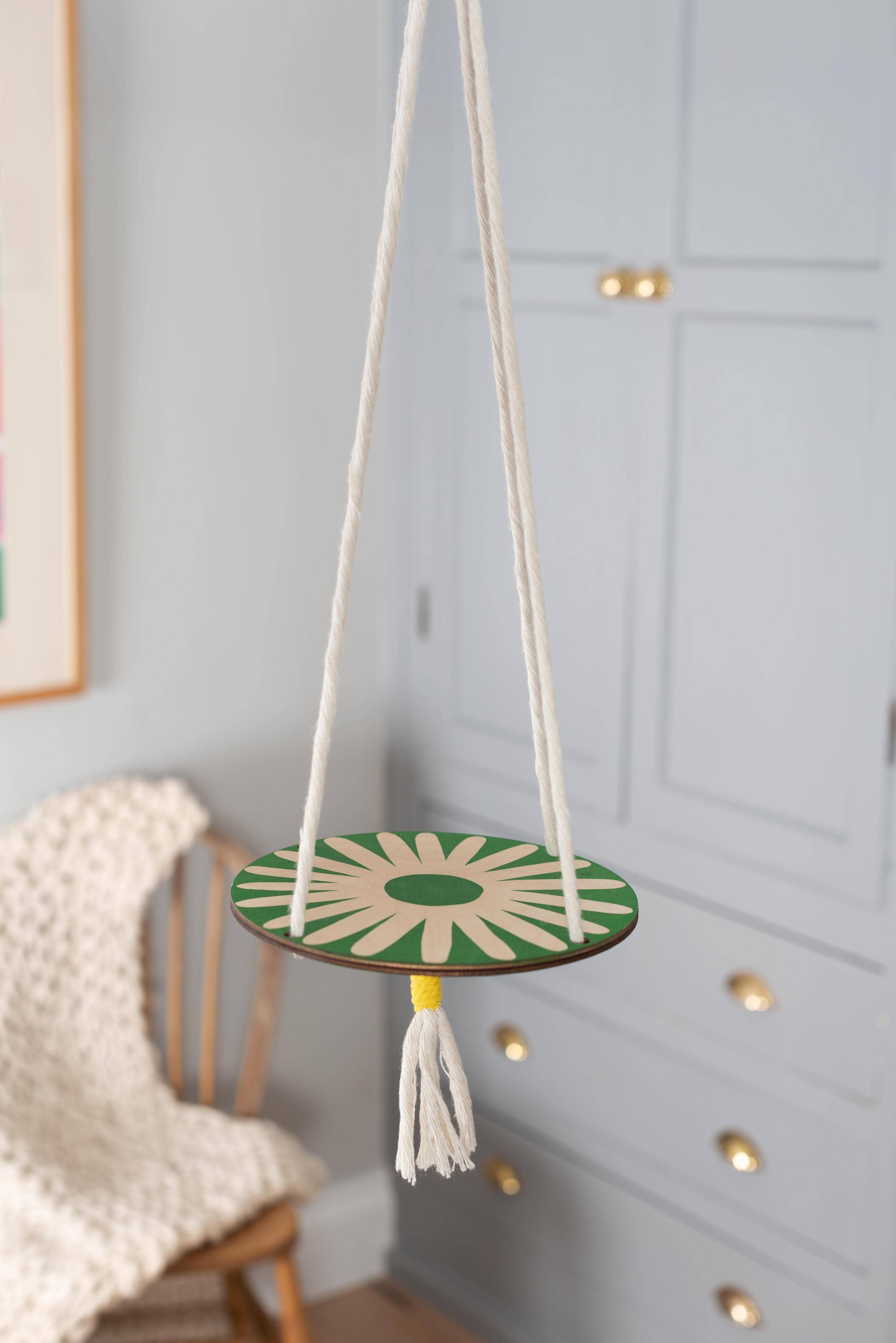 Studio Wald - UK Made - Wholesale Hanging Planter - Plant Hanger - Daisy2