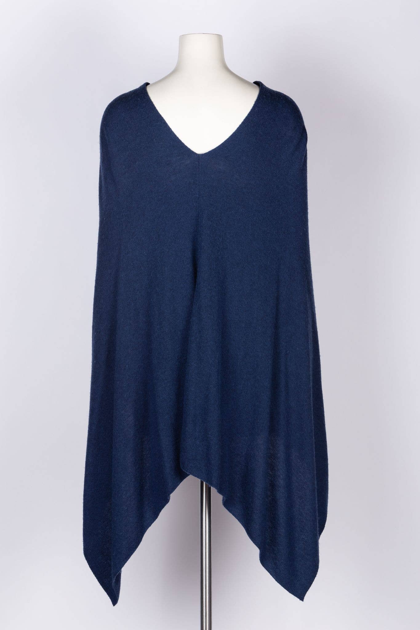 Dolma - Wholesale Poncho - Women's - Cashmere Poncho Navy1