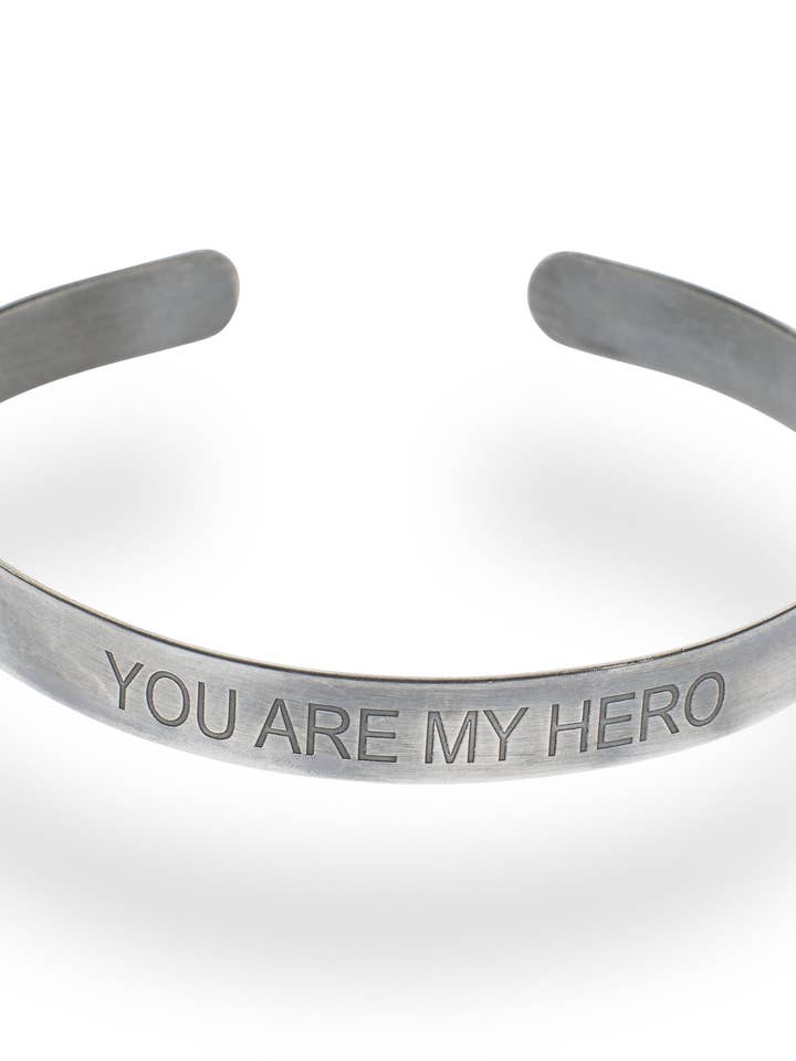 Bracelet pour homme Feelings « Tu es mon héros » pour la vente par Lola SRL