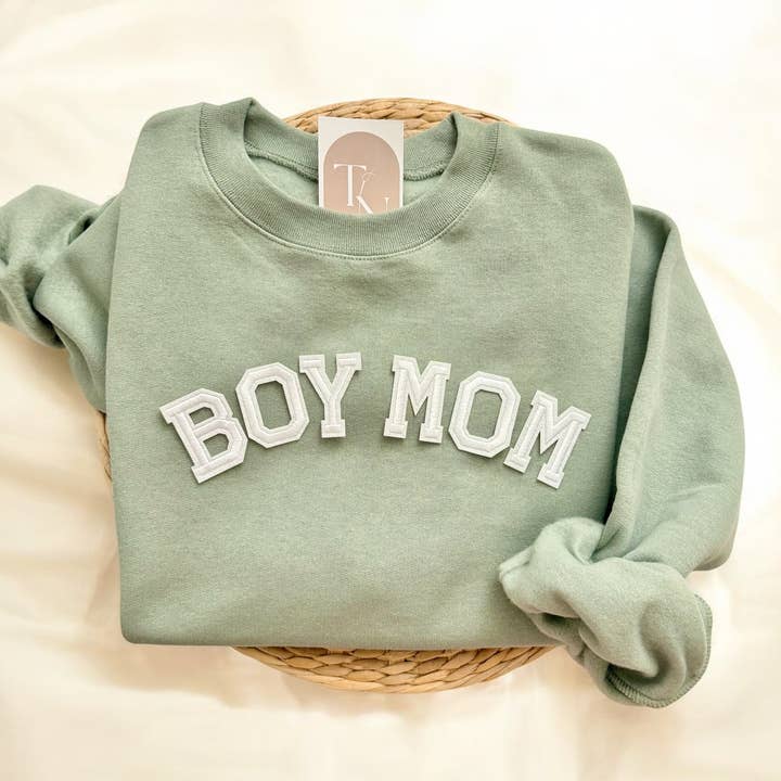 Sweatshirt de Gola Redonda "BOY MOM", Presentes para Mãe por atacado de Threads And Needles, INC.