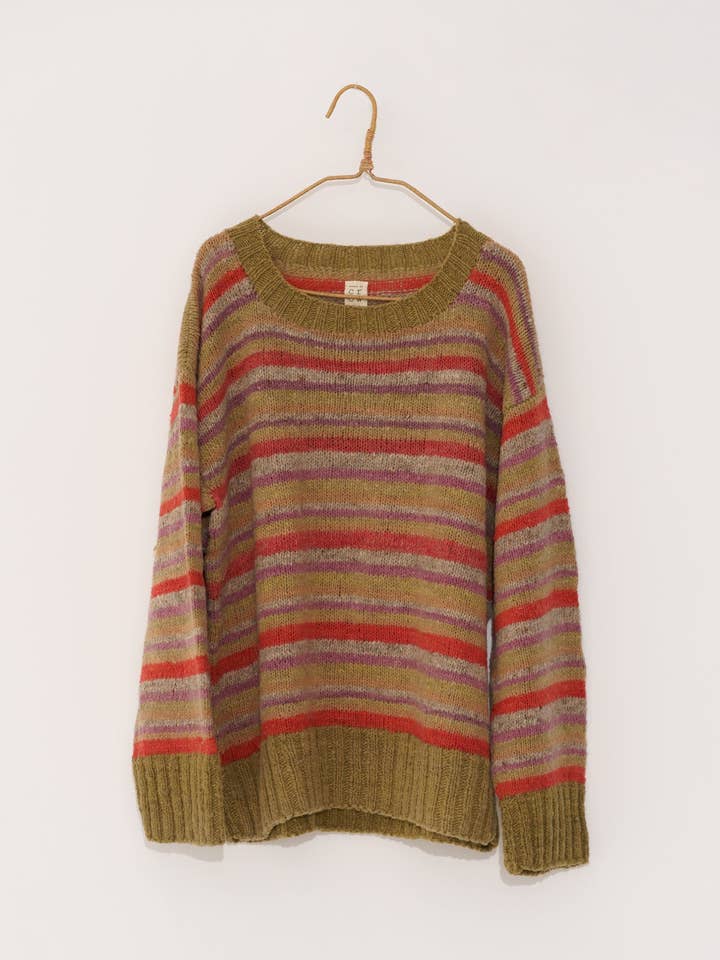 Pull en maille rayée pour la vente par World of Crow llc