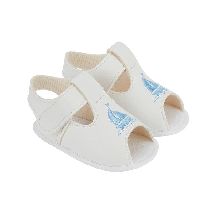 S052 Boys soft sole sandal Velcro fastening for wholesale by Early Days & Baypods