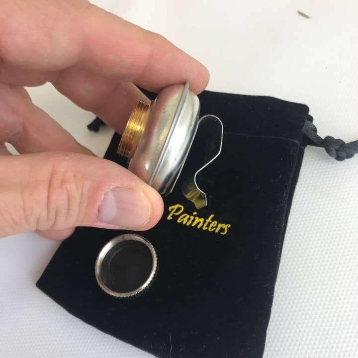 Fome & Farquar Artist Products - Wholesale Paint/Wax Brush - Artist travel metal clip on palette paint cup art, Italy1