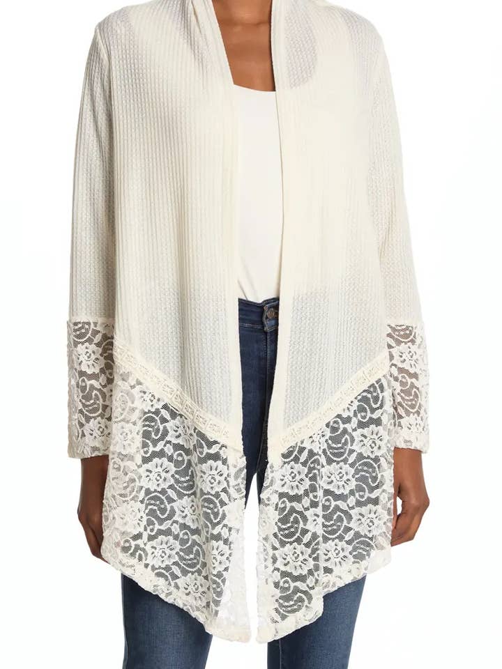 Plumeau à bordure en dentelle au crochet SB699 pour la vente par Select Clothing