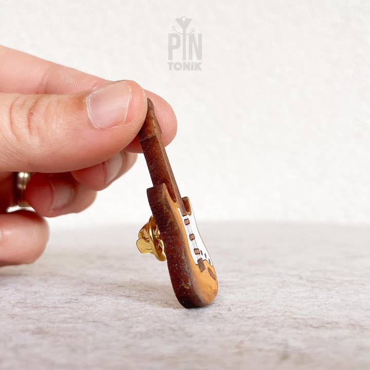 PinTonik - Wholesale Lapel Pin/Button - Electric Guitar Lapel Pin - Punk Music Teacher Gifts4