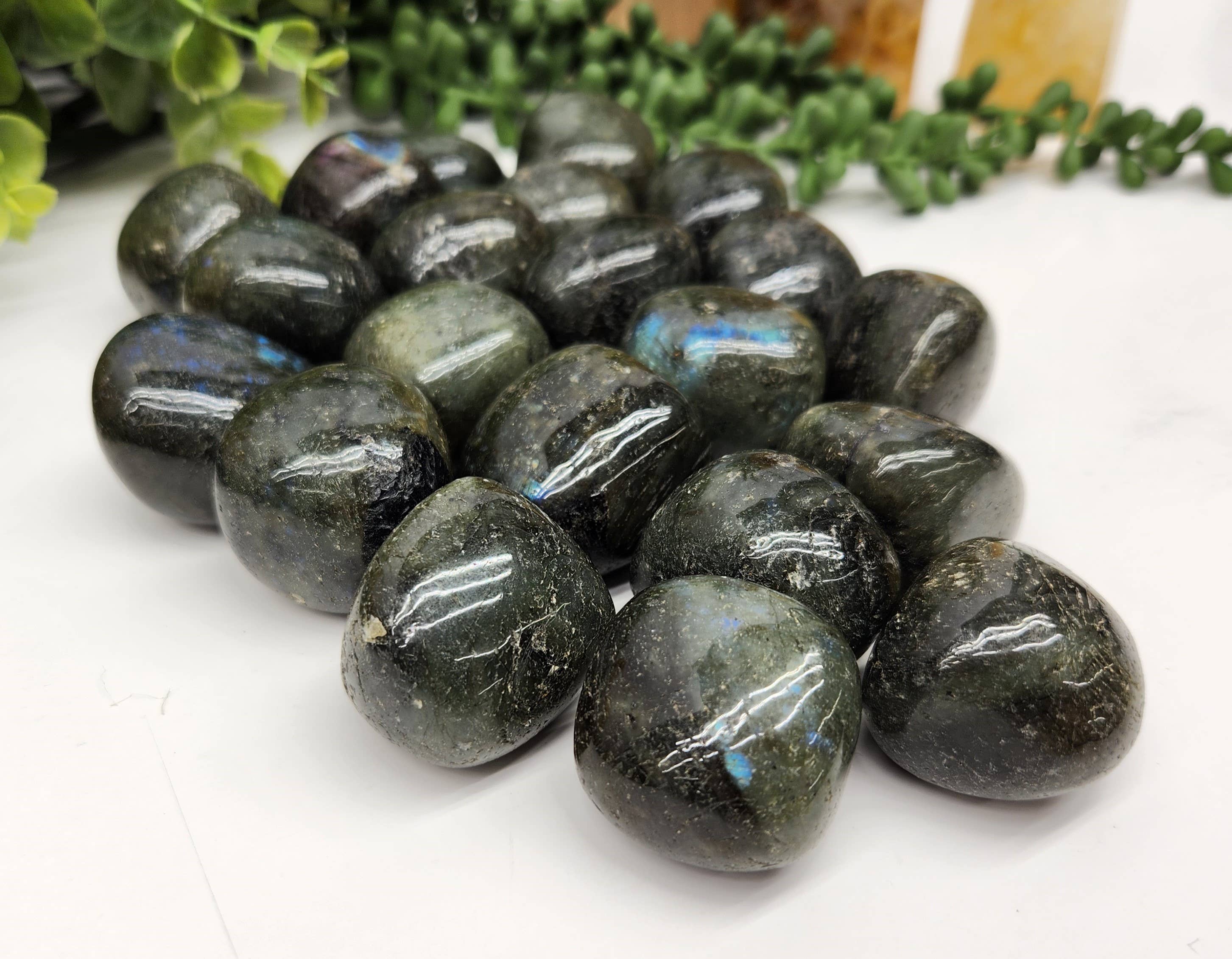 Meraki Gemstones - Wholesale Spiritual Stone/Crystal - Labradorite Tumbled Gemstone (1kg/2.2lbs) 30-35mm1