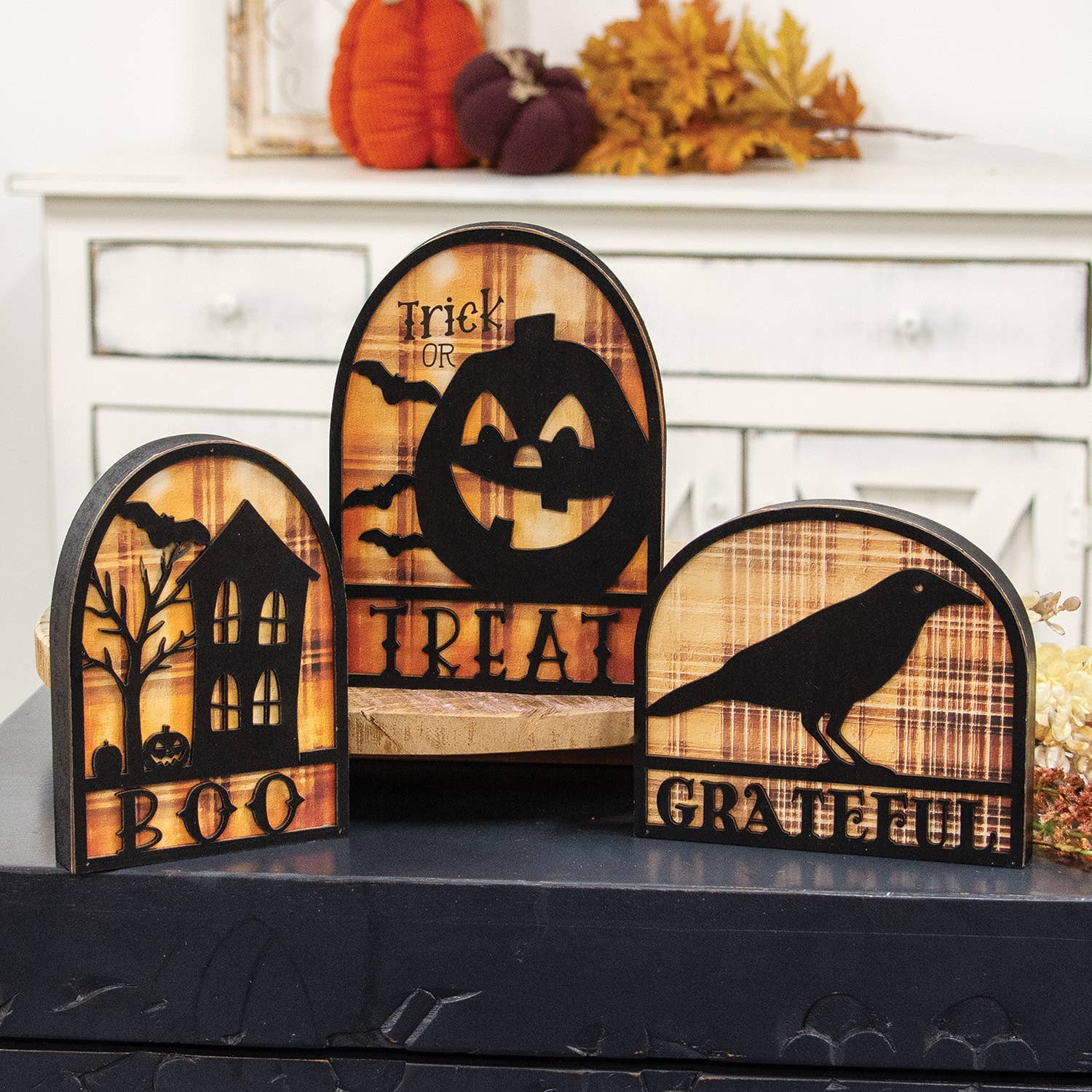 Col House Designs - Wholesale Decorative Tabletop Object - Boo & Spooky House Silhouette Plaid Background Wooden Sitter2